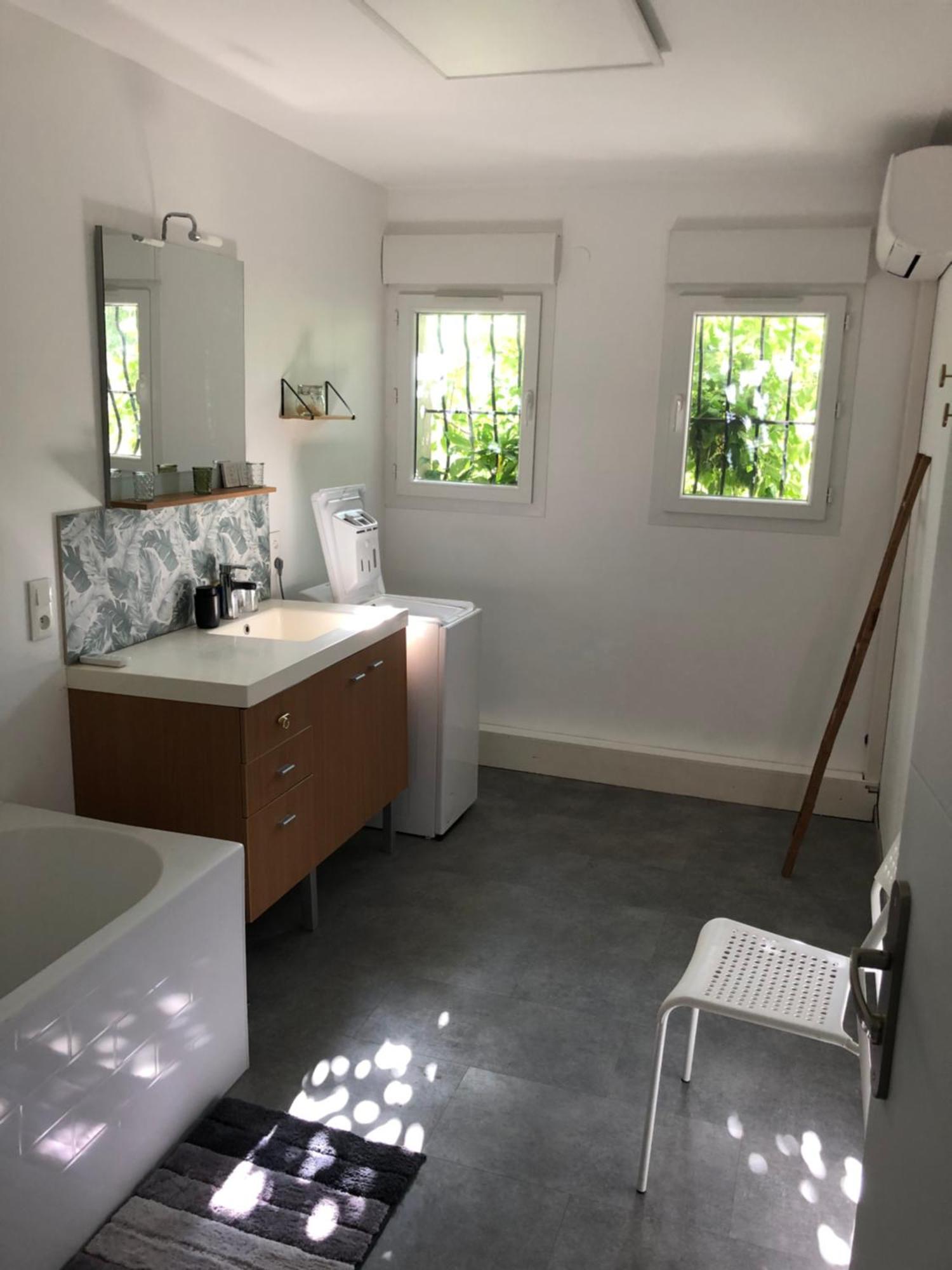 Le Barnave Apartment Валанс Екстериор снимка