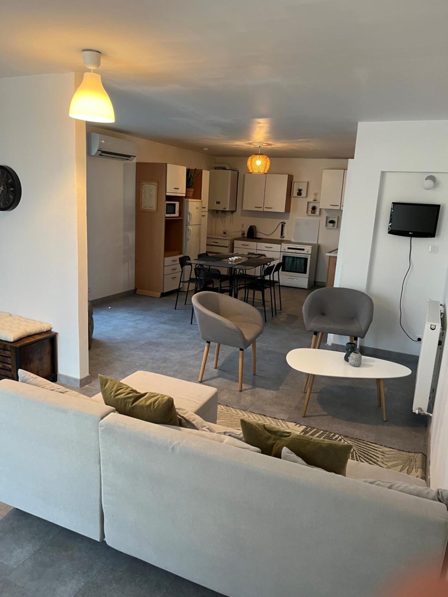 Le Barnave Apartment Валанс Екстериор снимка